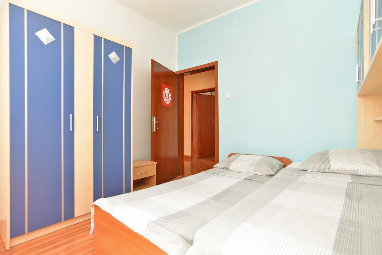 Apartments Gracijano 1724 Ližnjan Eksteriør bilde